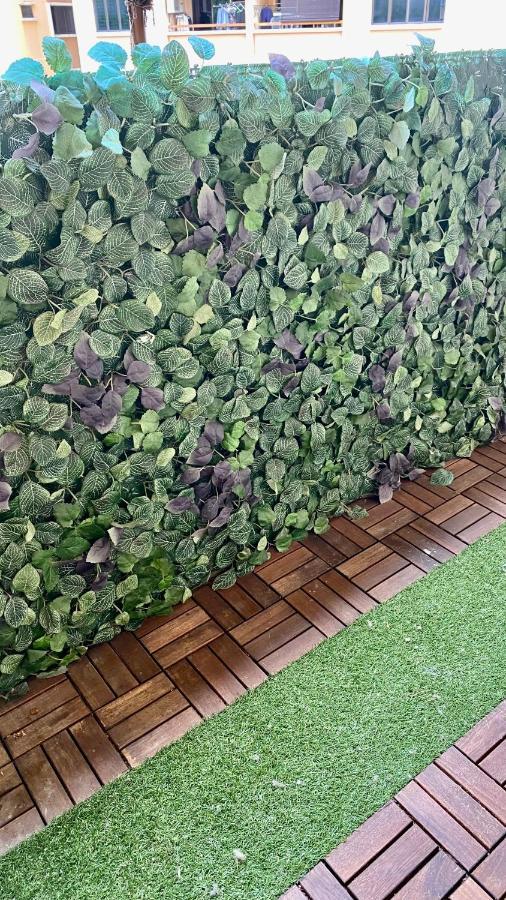 Putravilla Condominium Lovely & Spacious With Public Pool Kampong Kerdas Ngoại thất bức ảnh